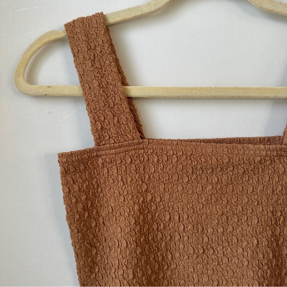 Textured Square-Neck Tank Top in Warm Brown - Picture 3 of 5